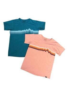 Pair of Patagonia Women's Tees Wave Graphics Casual Comfort Wear Gym Top Medium